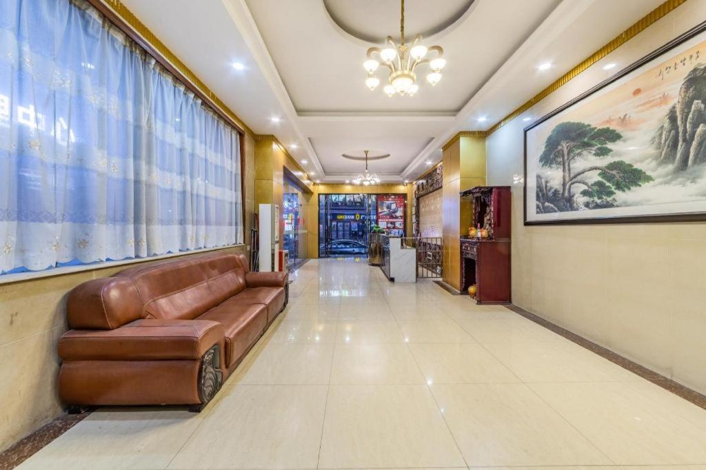 หยิงเฟิ่งหยวน โฮเต็ล Hotel กวางโจว ภายนอก รูปภาพ