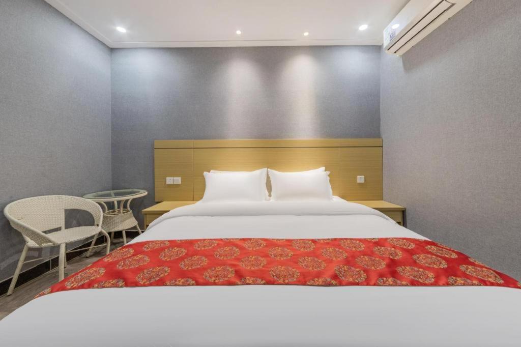 หยิงเฟิ่งหยวน โฮเต็ล Hotel กวางโจว ภายนอก รูปภาพ