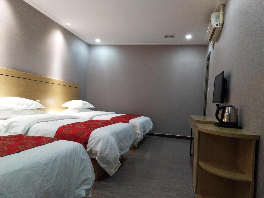 หยิงเฟิ่งหยวน โฮเต็ล Hotel กวางโจว ภายนอก รูปภาพ
