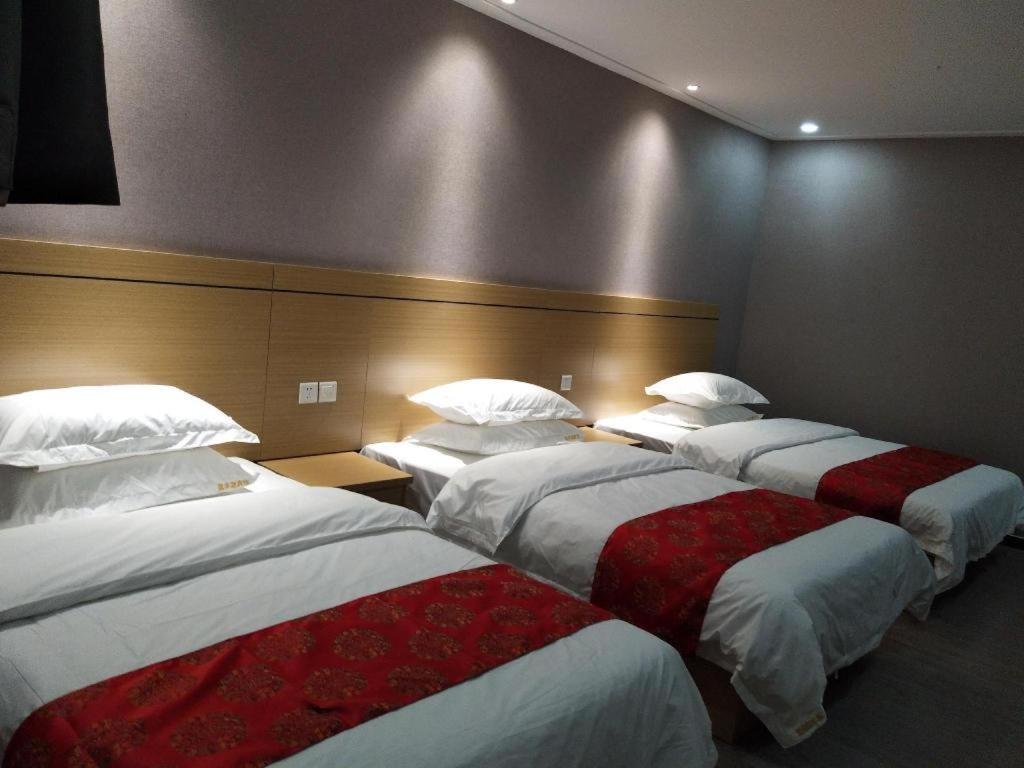 หยิงเฟิ่งหยวน โฮเต็ล Hotel กวางโจว ภายนอก รูปภาพ
