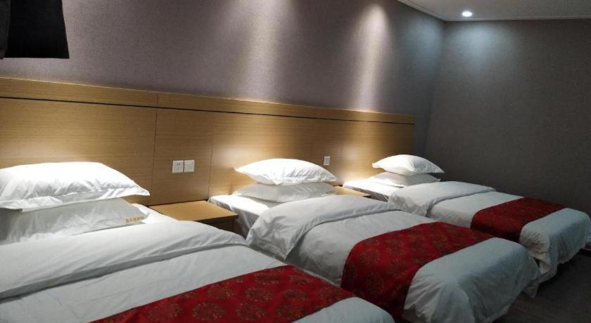หยิงเฟิ่งหยวน โฮเต็ล Hotel กวางโจว ภายนอก รูปภาพ