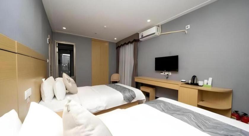 หยิงเฟิ่งหยวน โฮเต็ล Hotel กวางโจว ภายนอก รูปภาพ